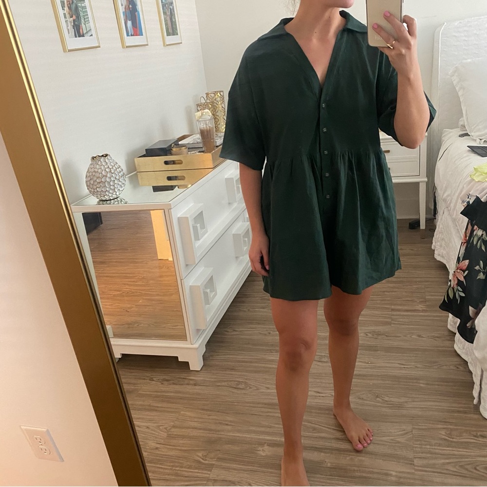 Vestique Dark Green Button-Up Romper